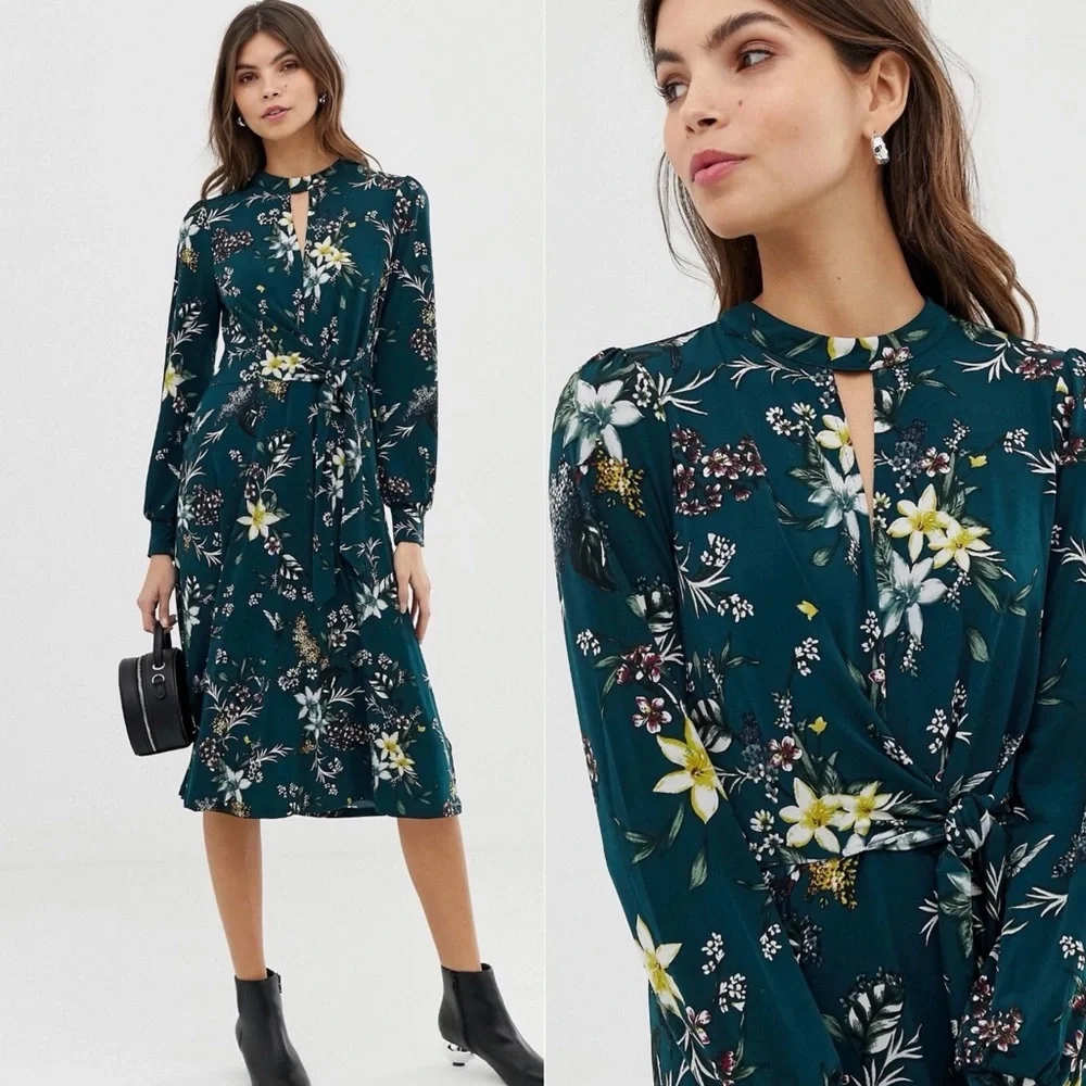 Oasis Midi Dress with Tie Side in Floral Print - Picture 2 of 4